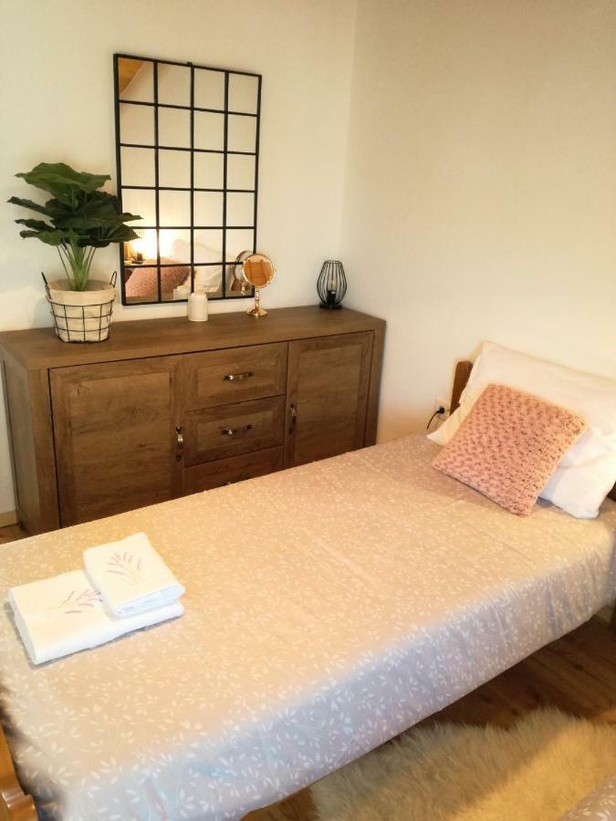 Apartment Cernesa Ražanac 外观 照片