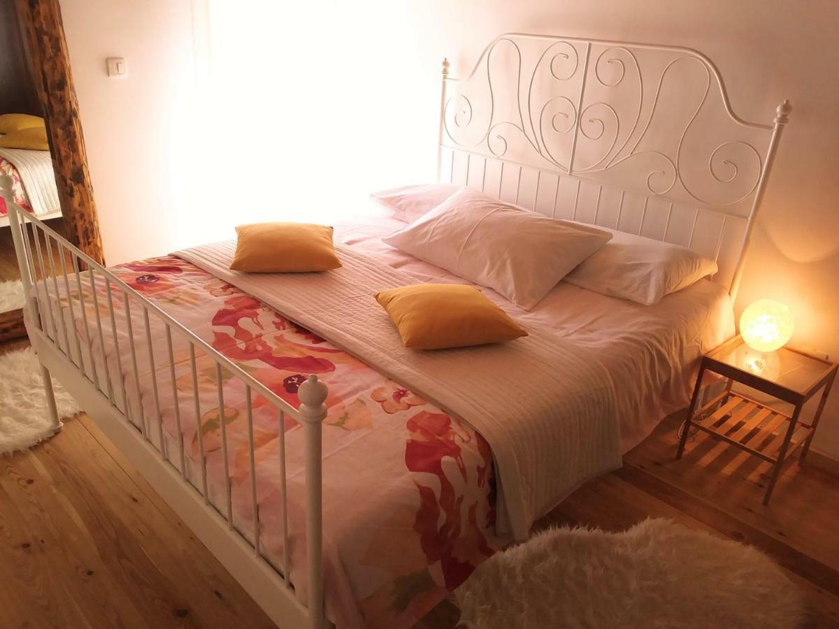 Apartment Cernesa Ražanac 外观 照片