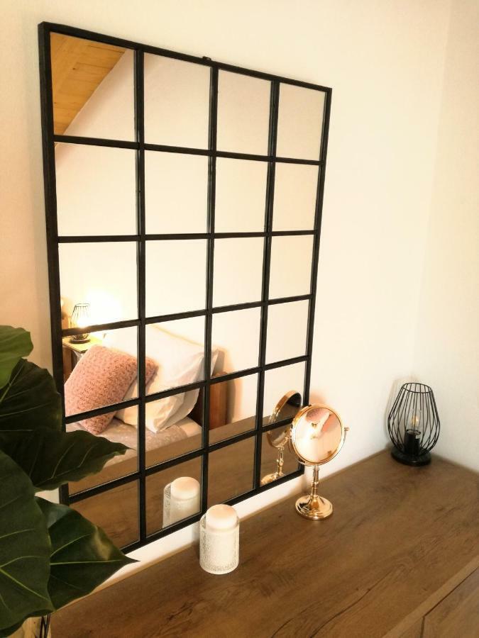 Apartment Cernesa Ražanac 外观 照片