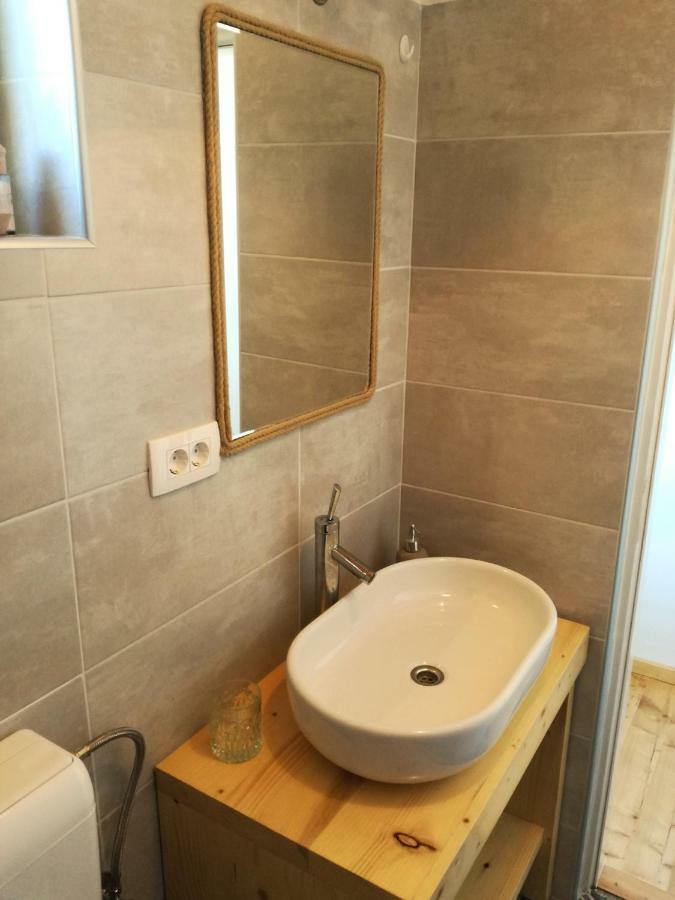 Apartment Cernesa Ražanac 外观 照片